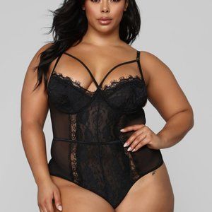 Fashion Nova Somebody To Love Lace Teddy